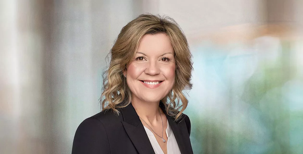 eleni lagkadinou headshot