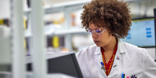 woman scientist in lab